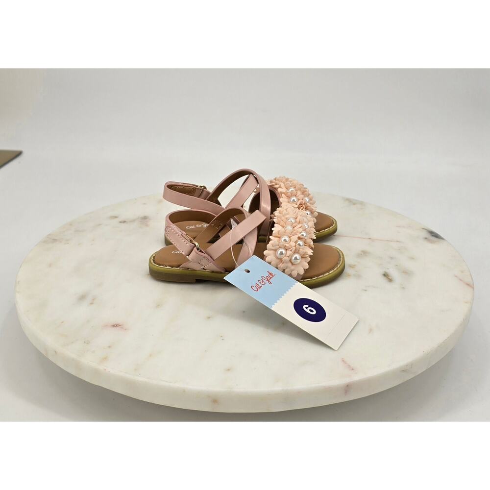Cat & Jack
 Toddler Girl’s‎ Floral Embellished Sandals